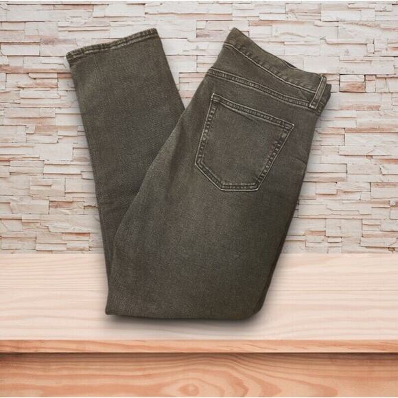 Old Navy Black Distressed Slim Fit Built In Flex Jeans 32x30 EUC - Picture 1 of 6